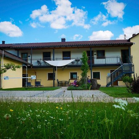Preuschens Hof Apartamento Egloffstein Exterior foto